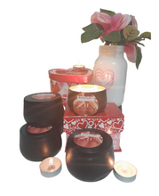 Load image into Gallery viewer, Massage and candle oil